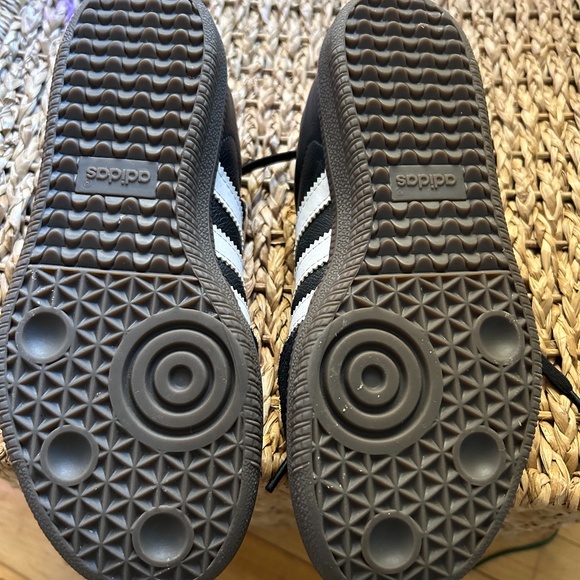 Adidas Black Samba's - Picture 4 of 5